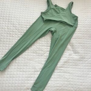 SET™ Sage Green Active Leggings - Small Top Medium Bottoms